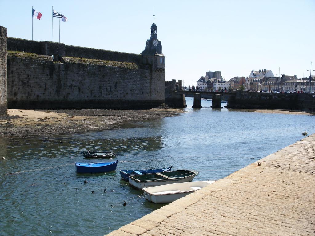 Hotel Modern Concarneau Bagian luar foto