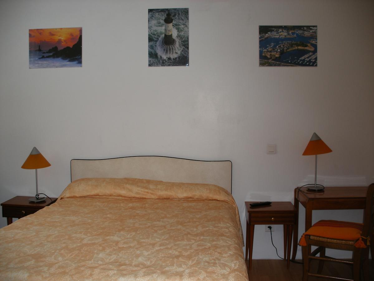Hotel Modern Concarneau Bagian luar foto